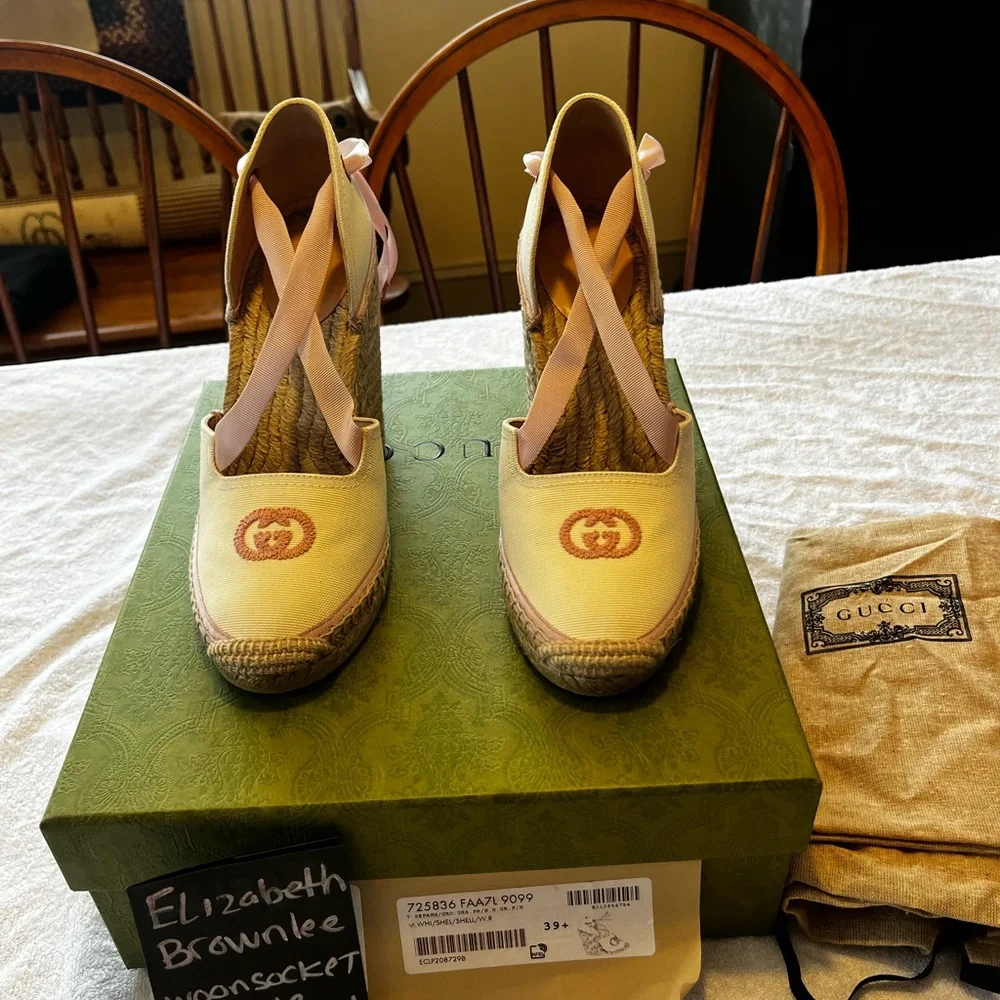 Gucci women’s interlocking G white and pink wedge espadrille ribbon tie BNIB - Picture 6 of 7